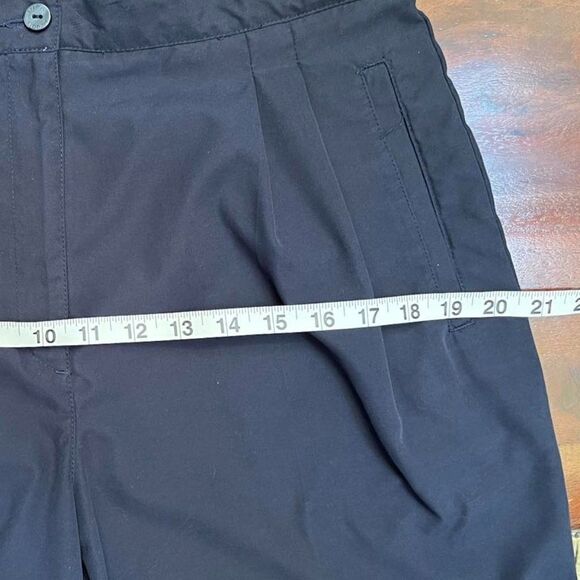 LIZGOLF Liz Claiborne Navy Blue Shorts - Size 10 - Picture 11 of 11